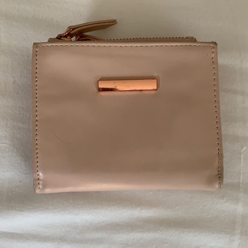 H&M Wallet